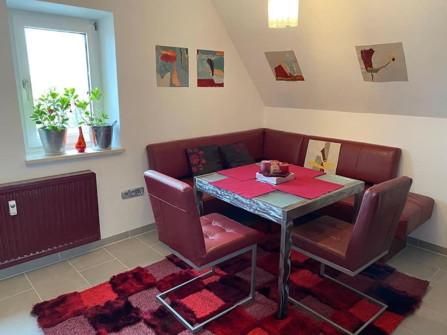Ferienwohnung In Historischer Villa Mit Gartennutzung Furth im Wald Ngoại thất bức ảnh